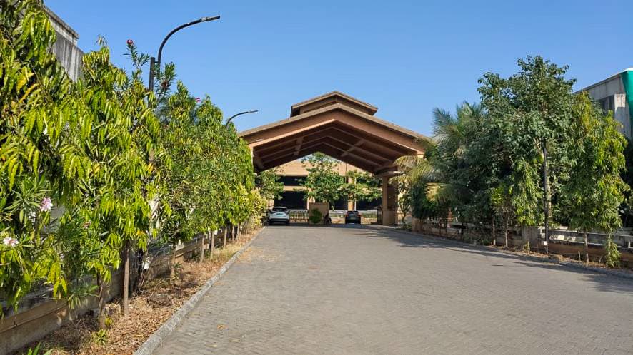 Property Photos 12