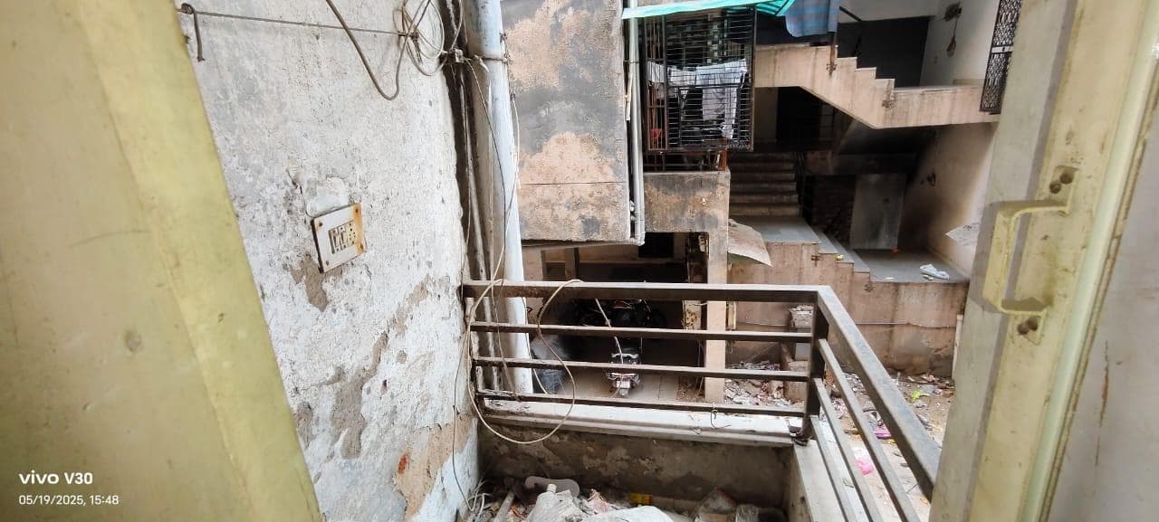 Property Photos 8