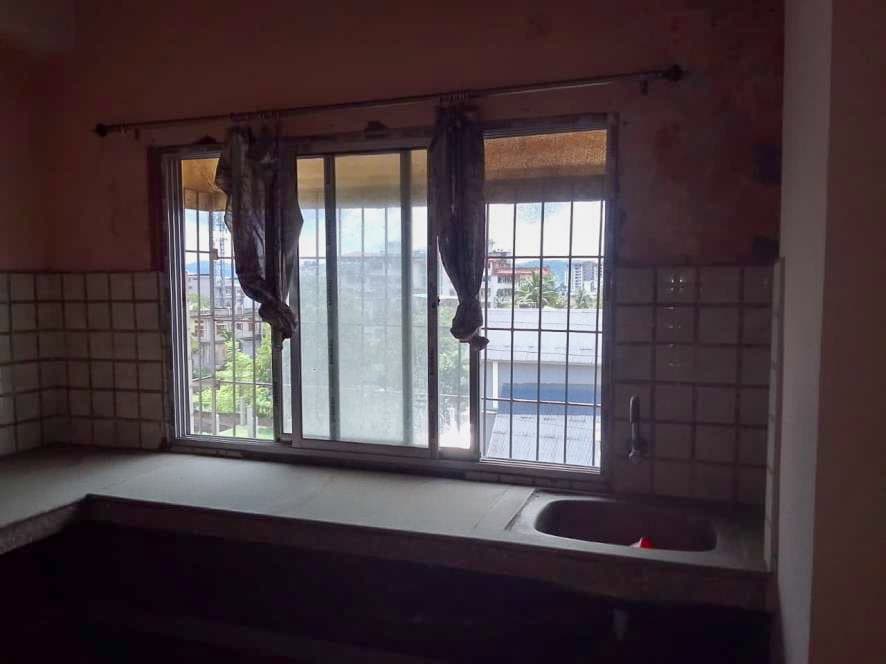 Property Photos 28