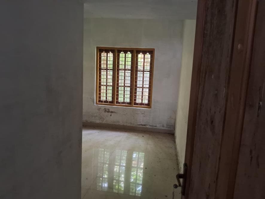 Property Photos 18