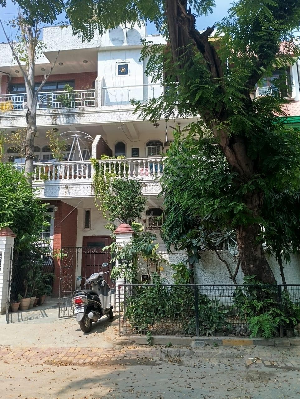 Property Photos 1