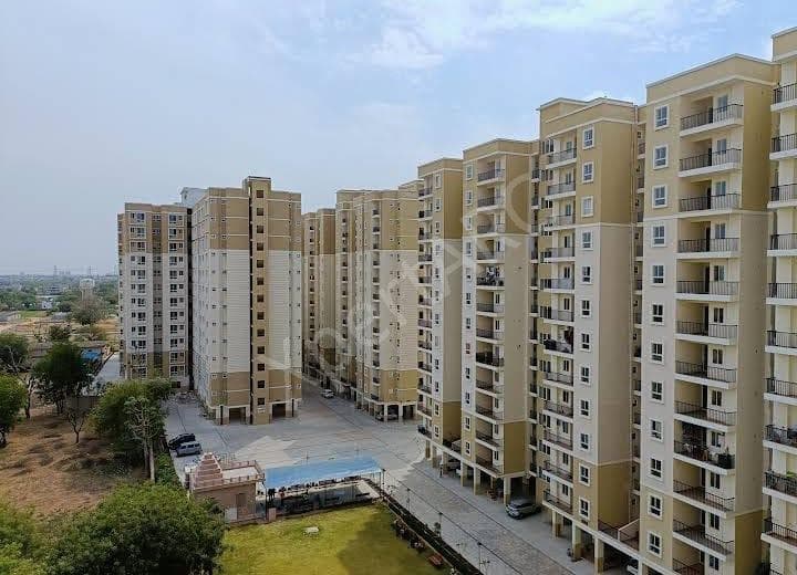 Property Photos 7