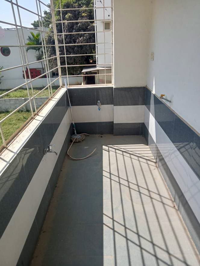 Property Photos 9