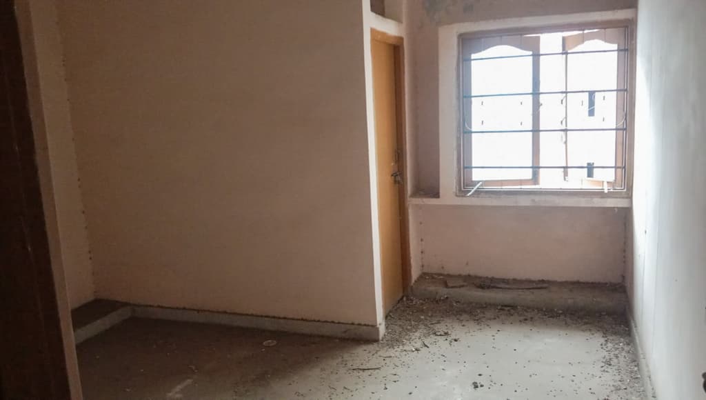 Property Photos 8