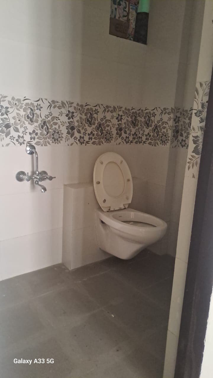 Property Photos 7