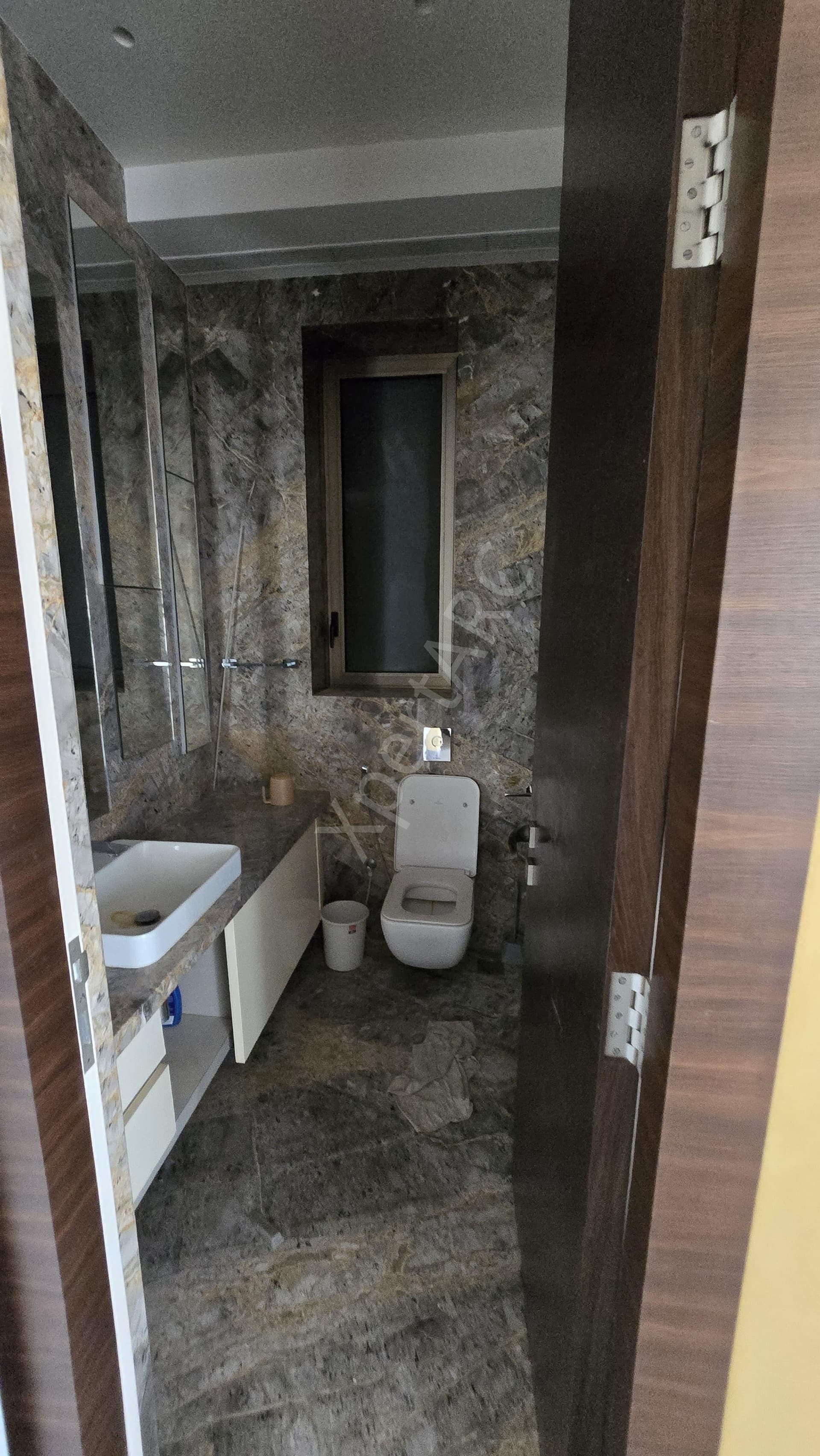 Property Photos 23