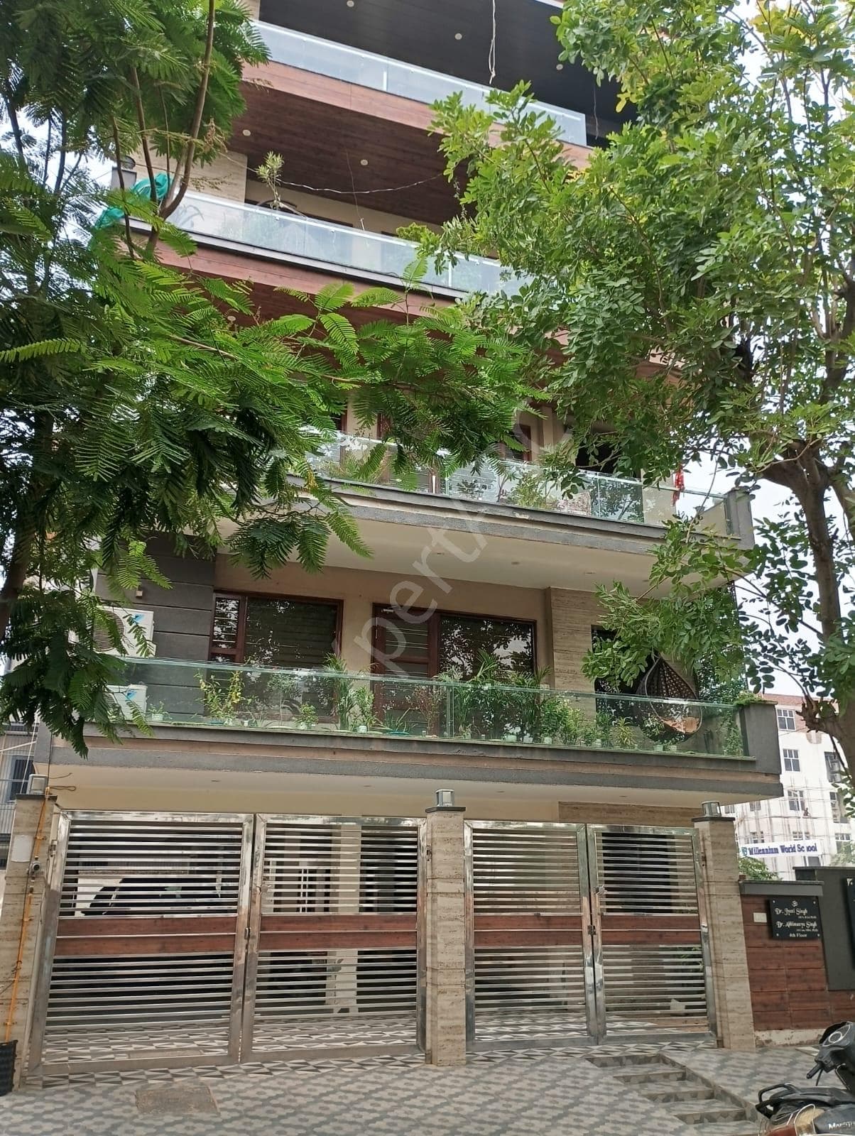 Property Photos 9