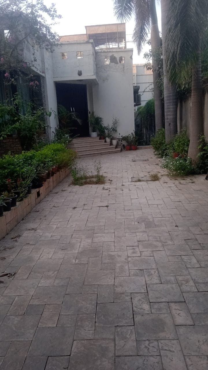 Property Photos 8