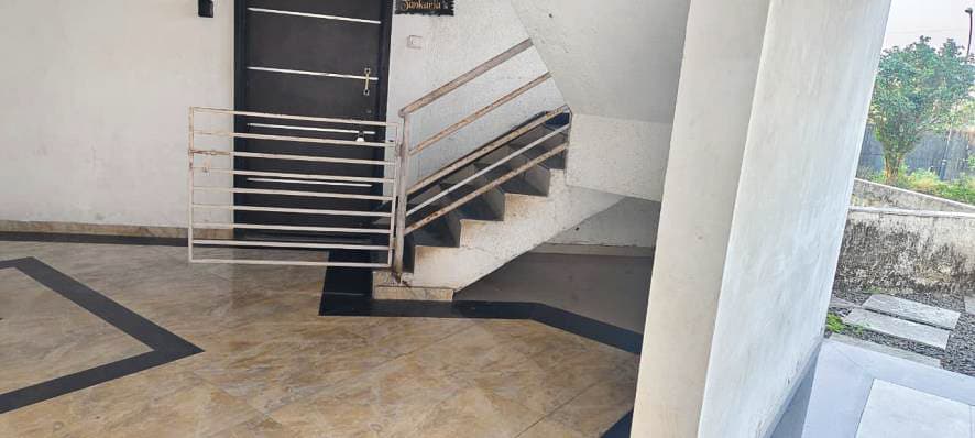 Property Photos 7