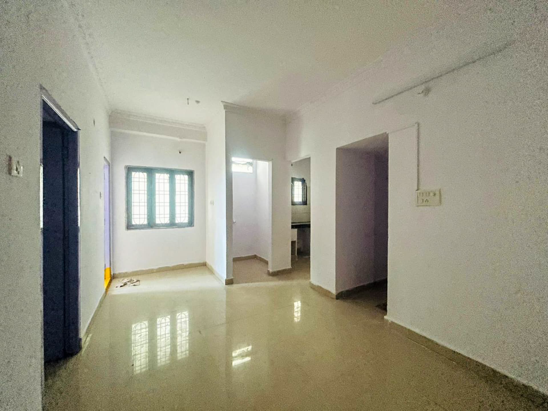 Property Photos 16