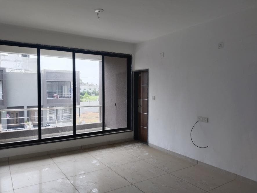 Property Photos 12