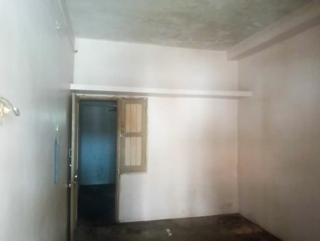 Property Photos 8