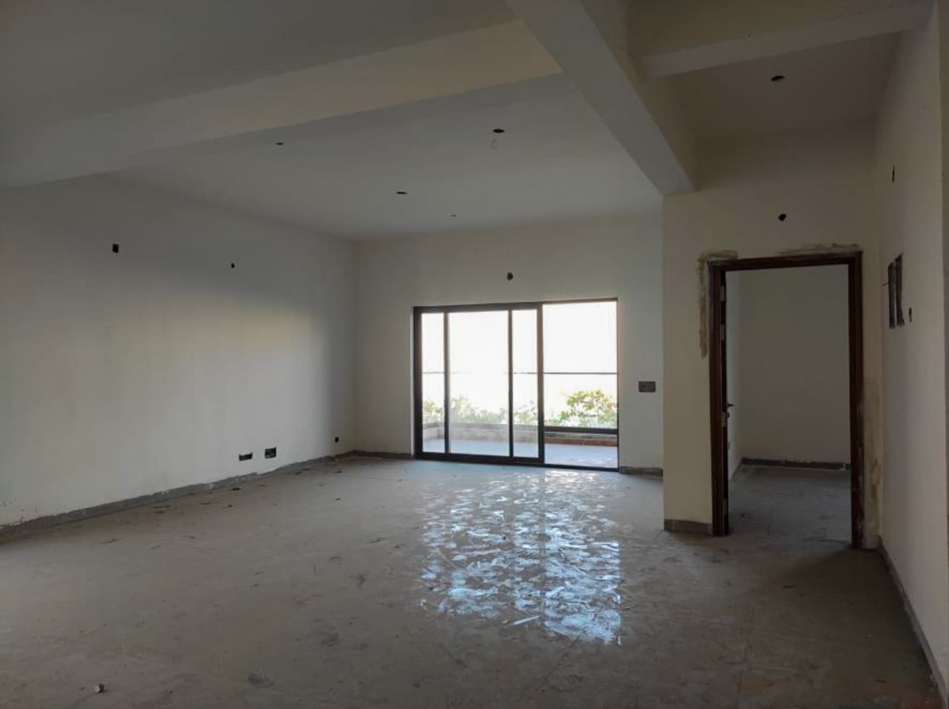 Property Photos 33