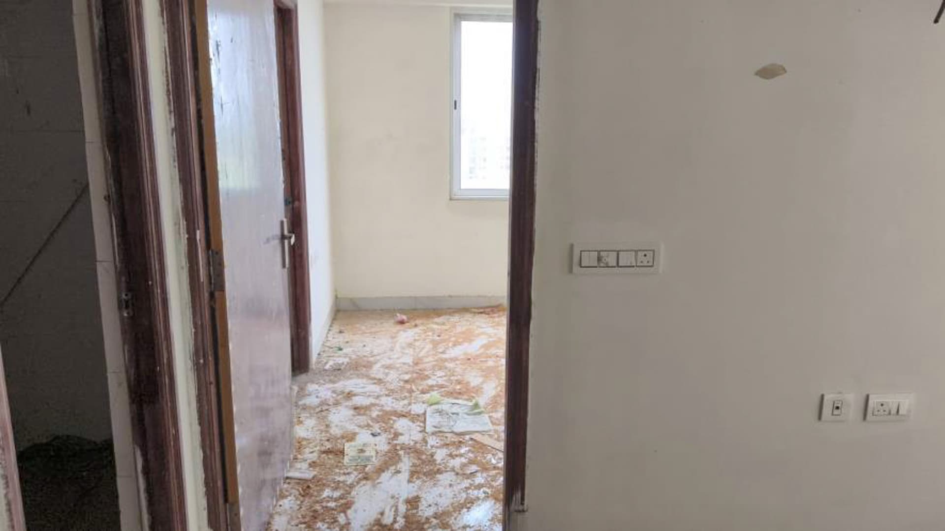 Property Photos 6