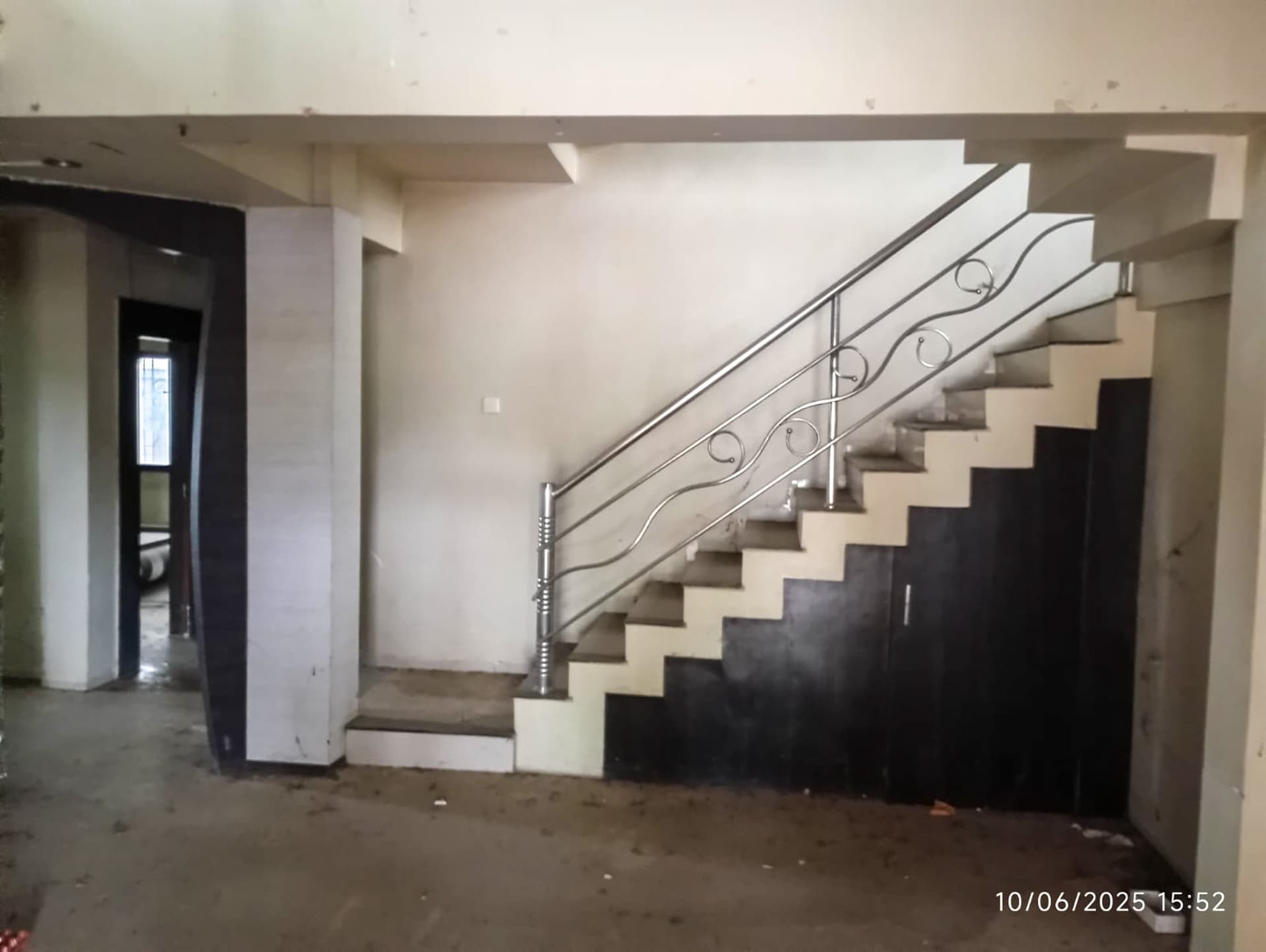 Property Photos 35