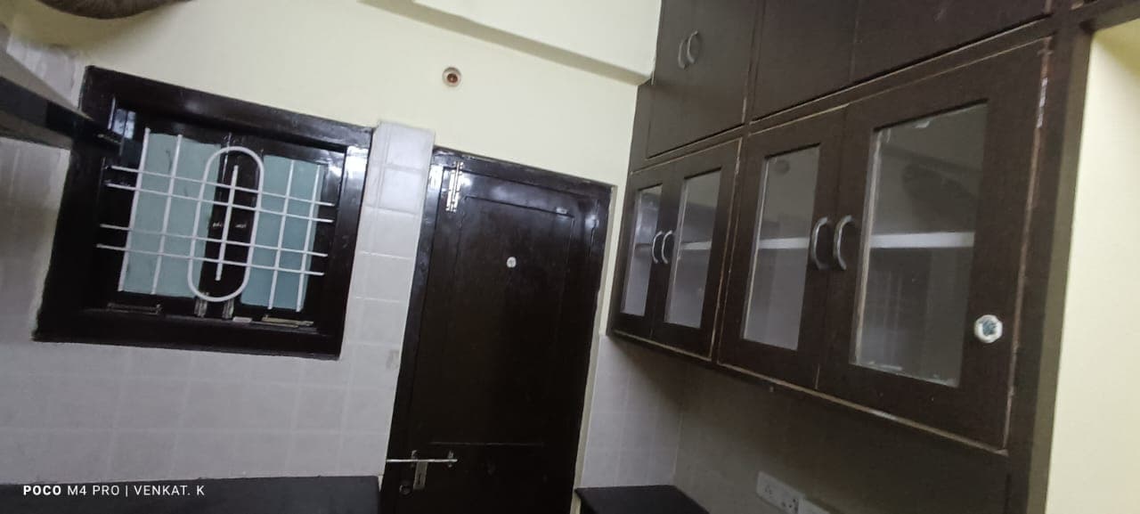 Property Photos 9