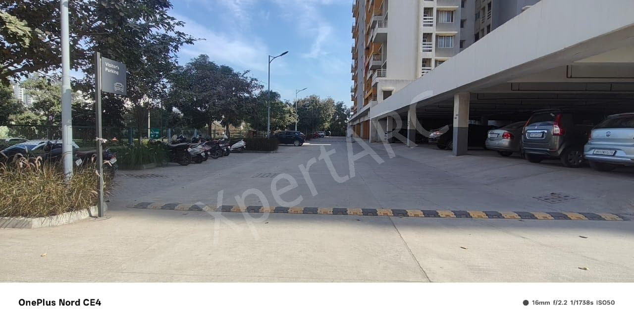 Property Photos 12