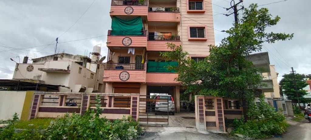 Property Photos 18