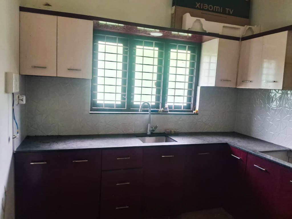 Property Photos 12