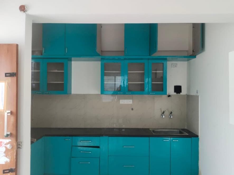 Property Photos 12