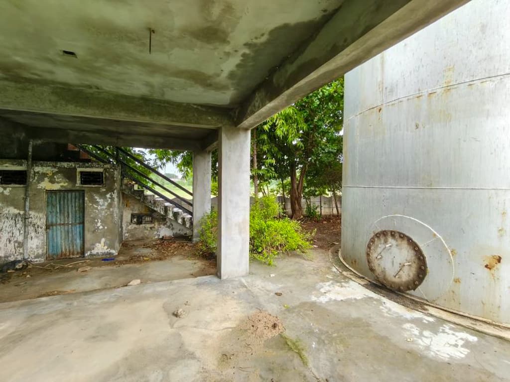 Property Photos 11