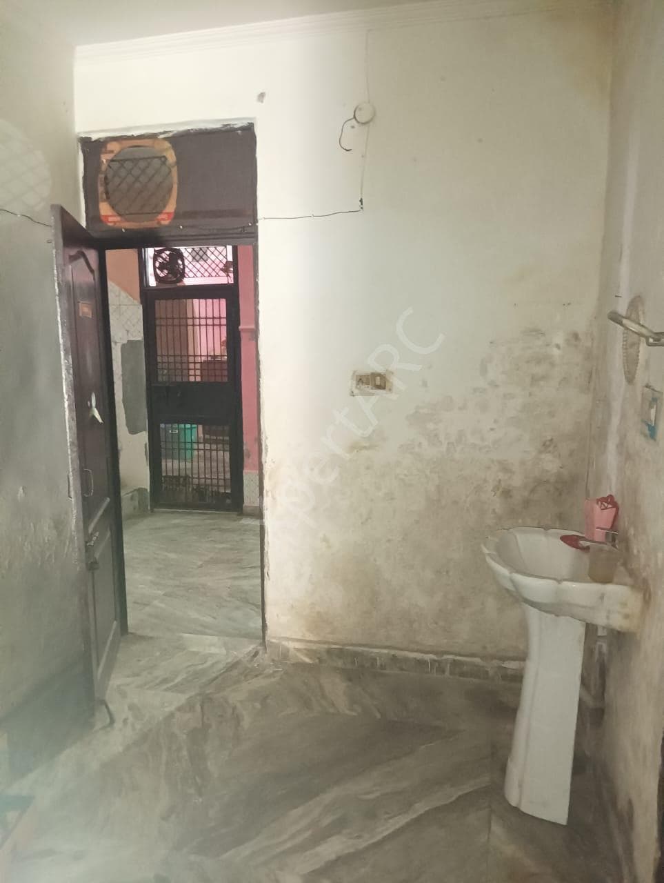 Property Photos 9