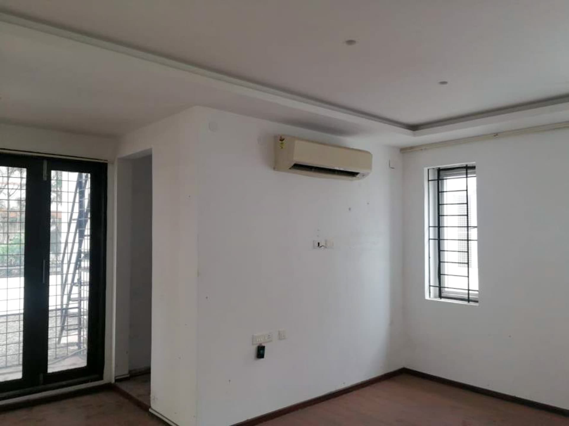 Property Photos 28