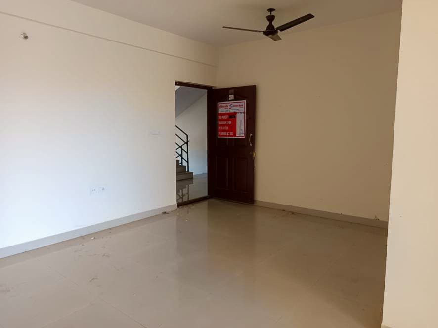 Property Photos 5