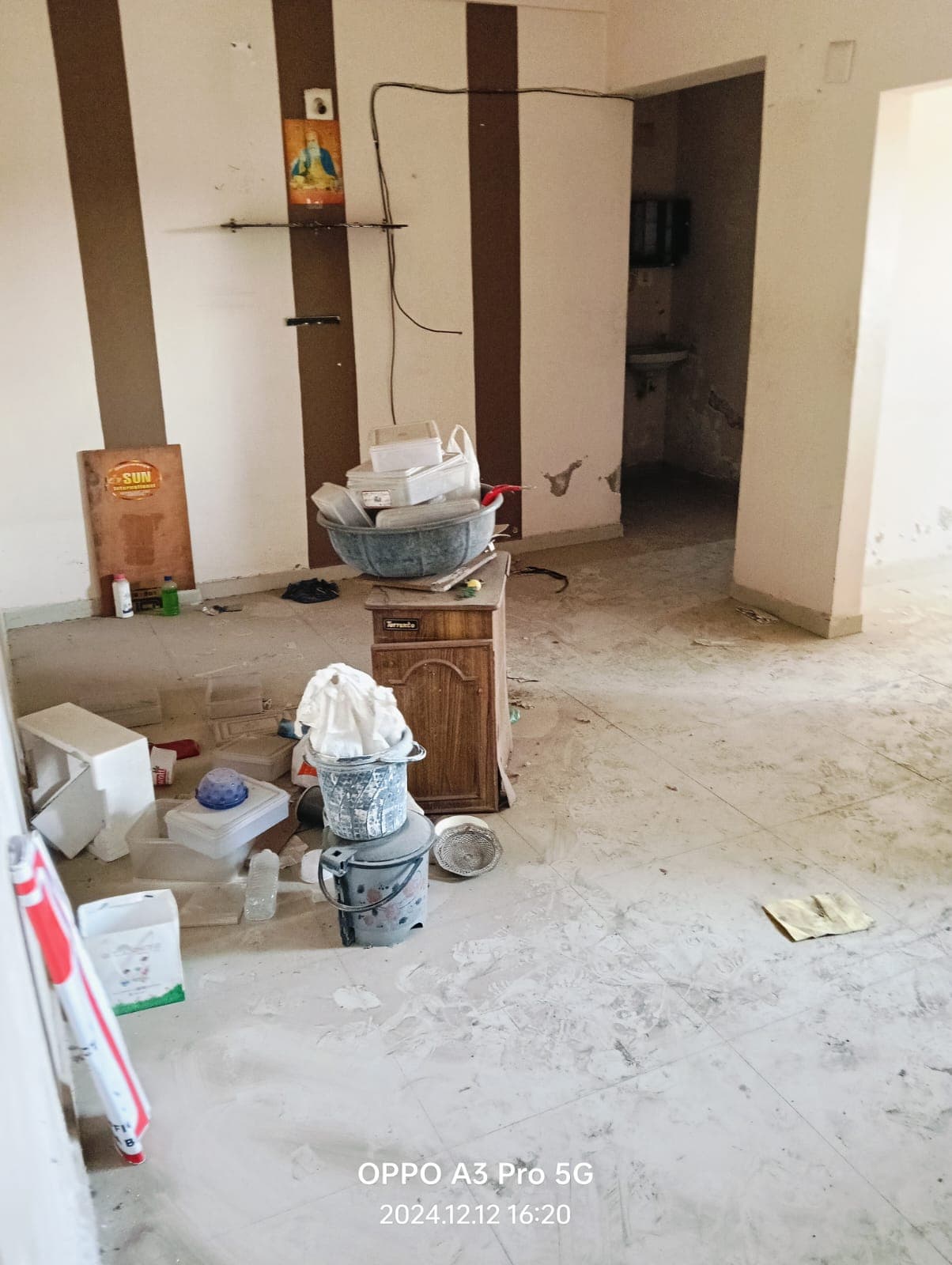 Property Photos 6