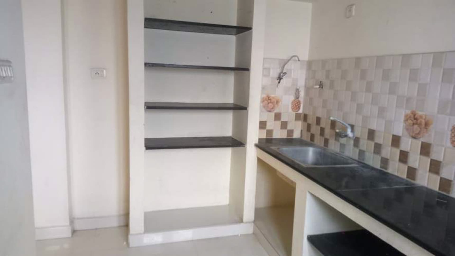 Property Photos 6