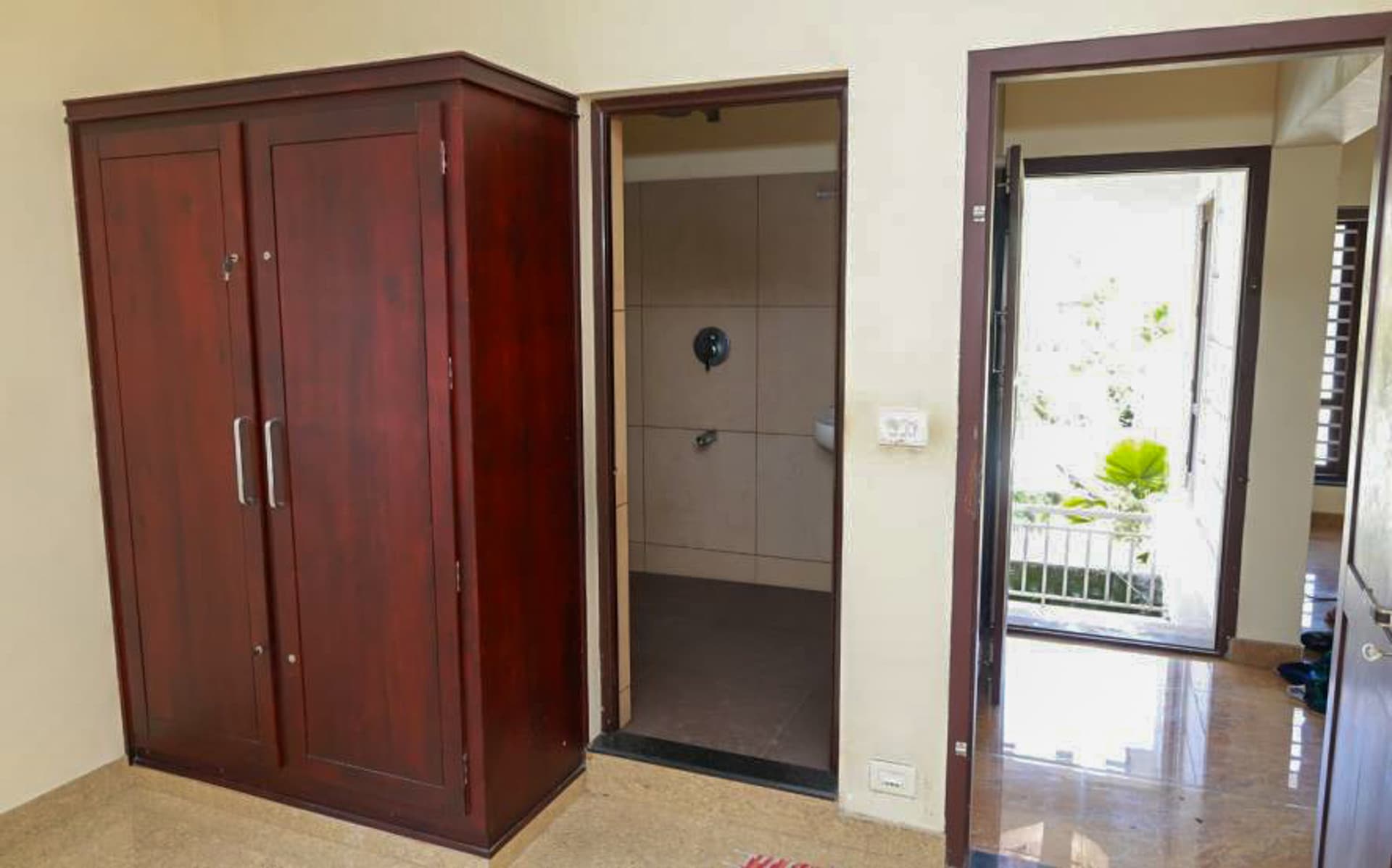 Property Photos 7