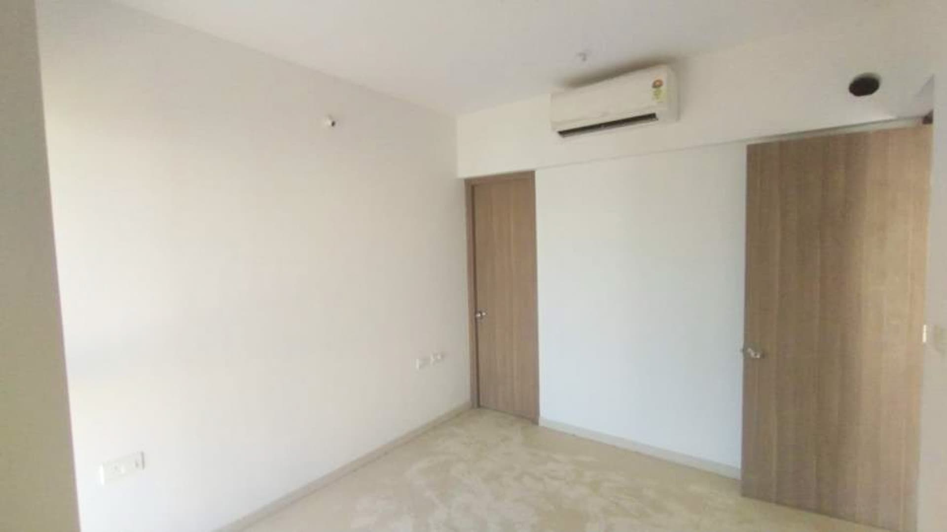Property Photos 5