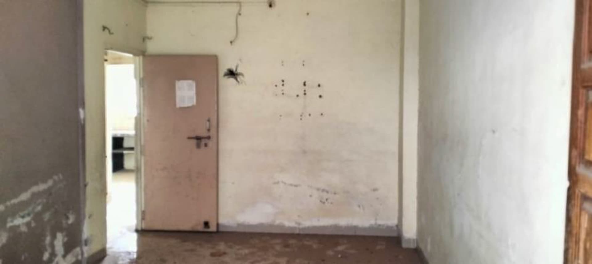 Property Photos 26