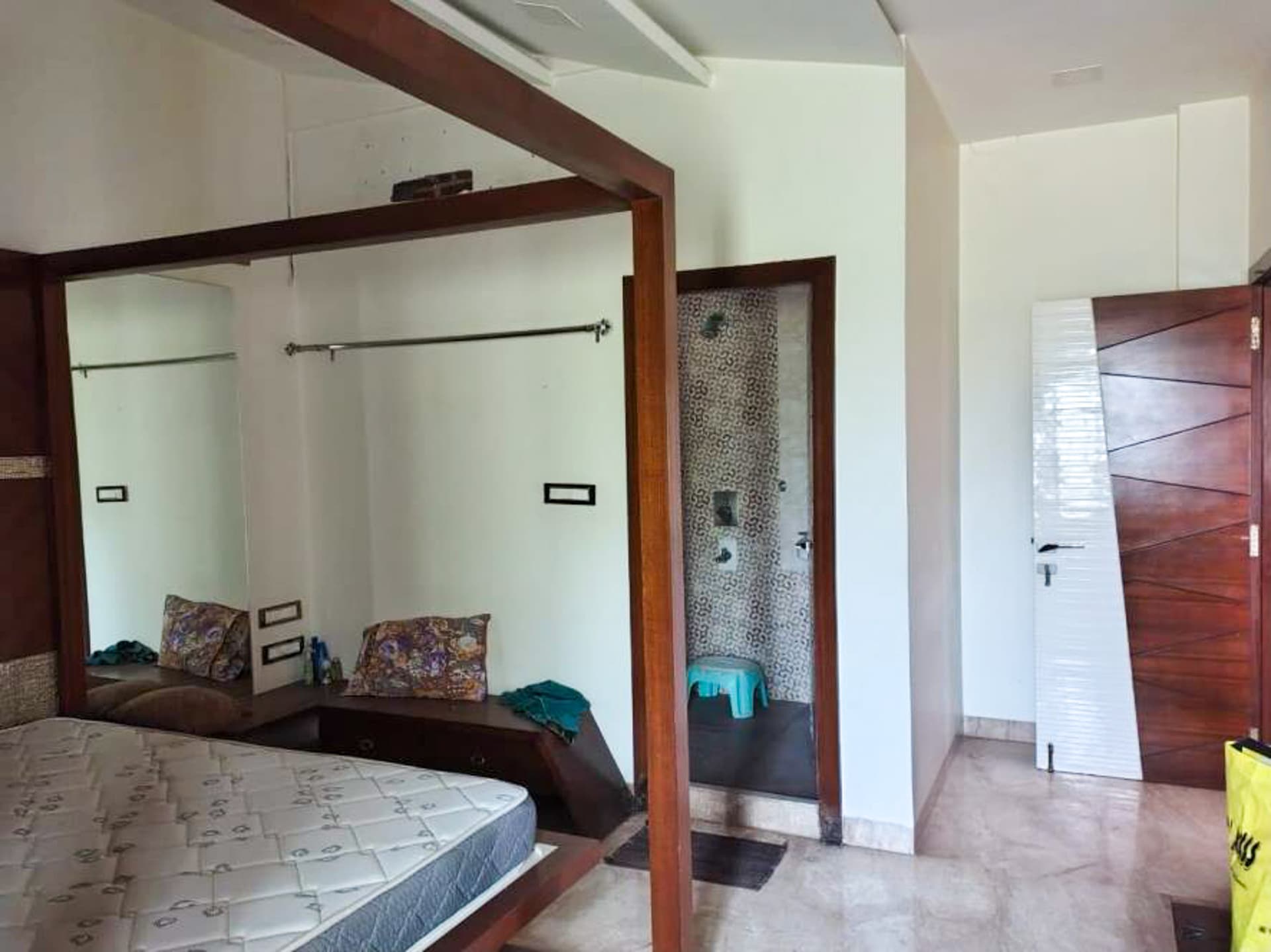 Property Photos 25