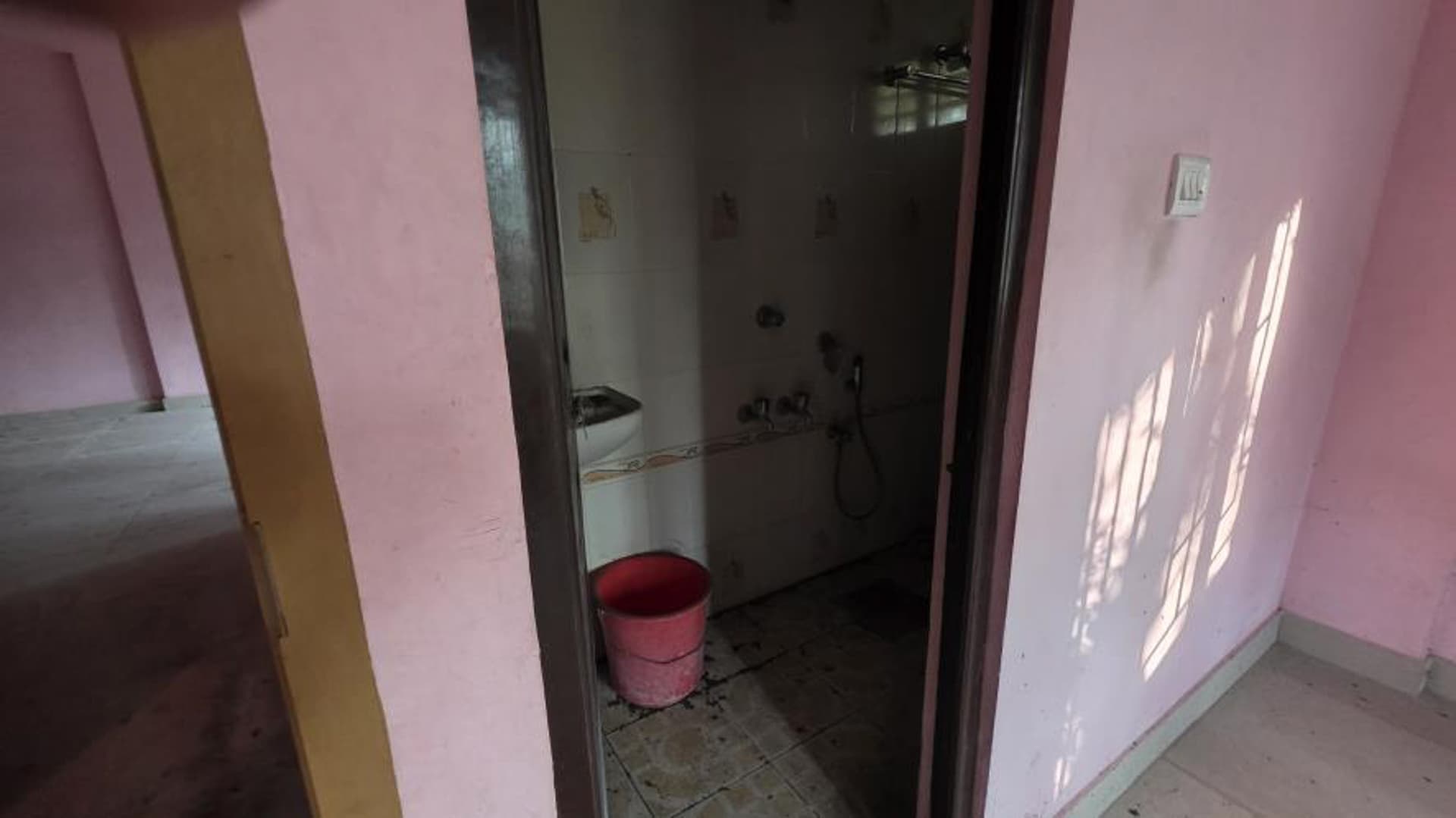 Property Photos 23