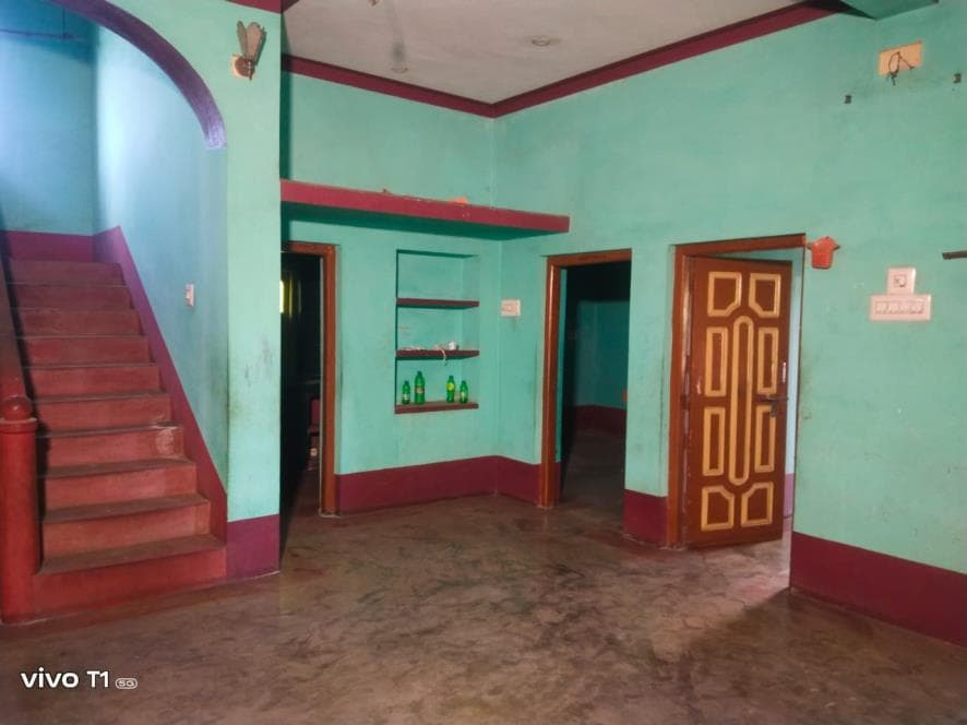 Property Photos 5