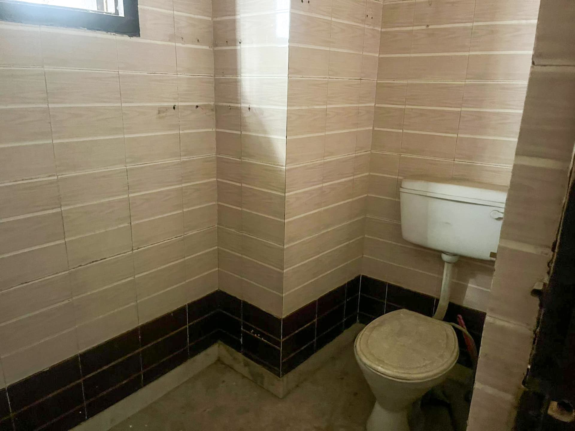 Property Photos 8