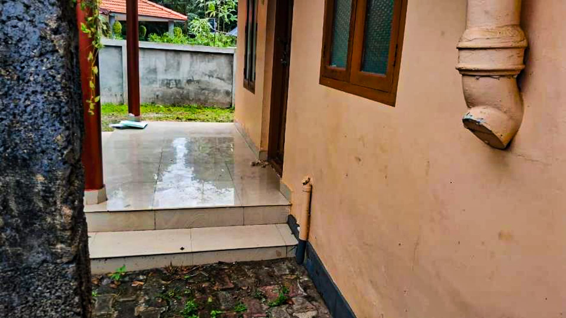 Property Photos 6