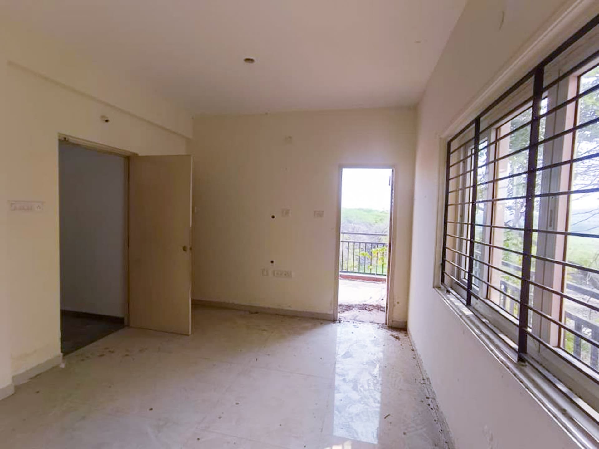 Property Photos 26