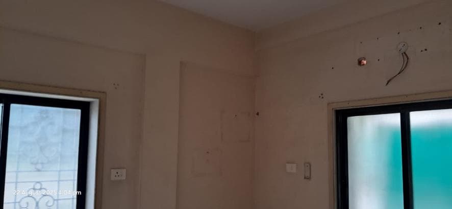 Property Photos 8