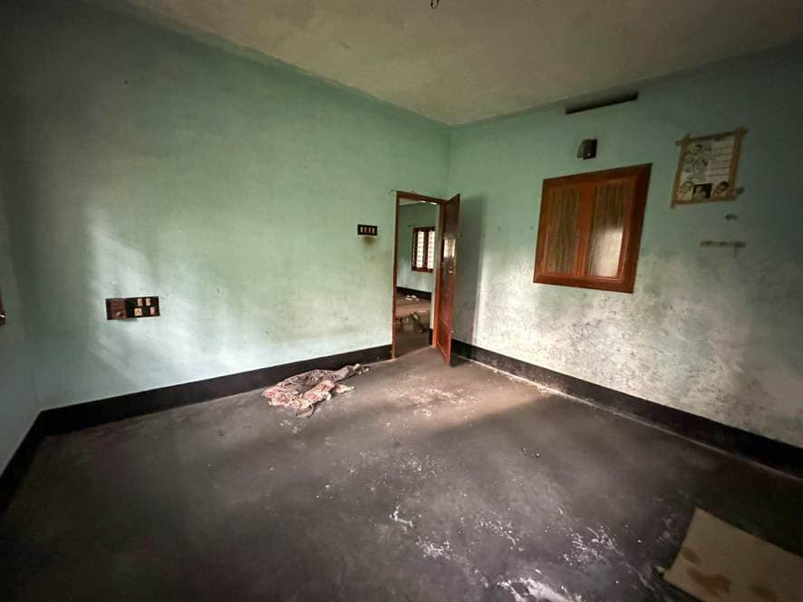 Property Photos 5