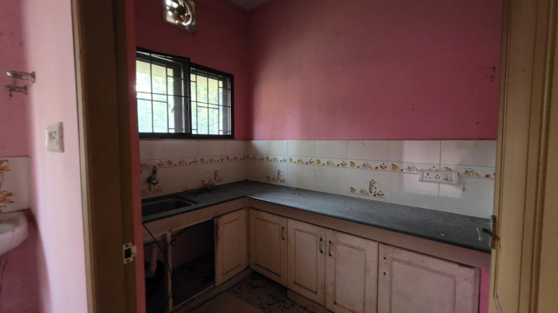 Property Photos 20