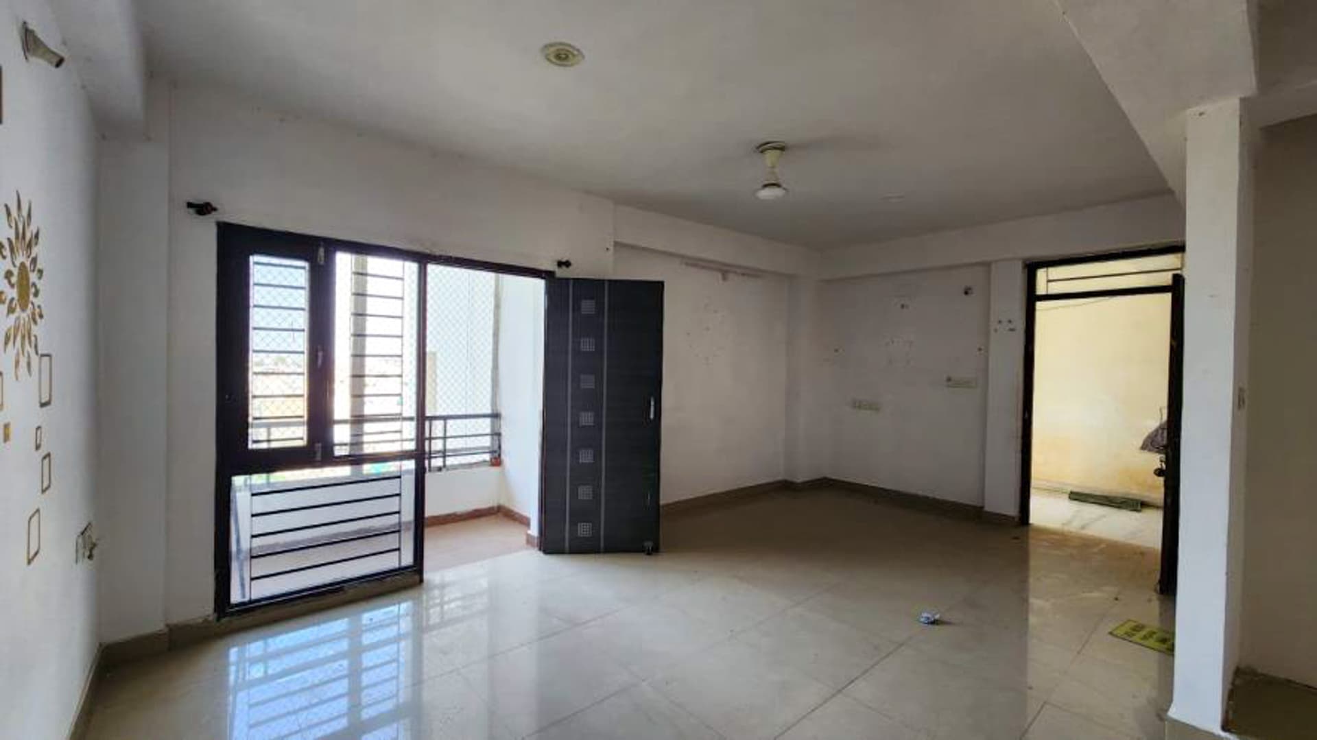 Property Photos 25