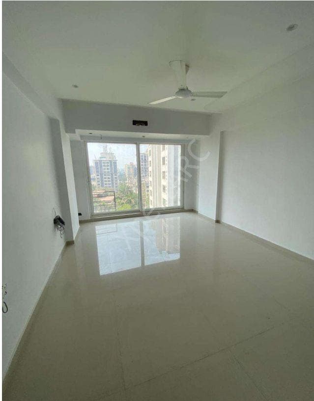 Property Photos 18