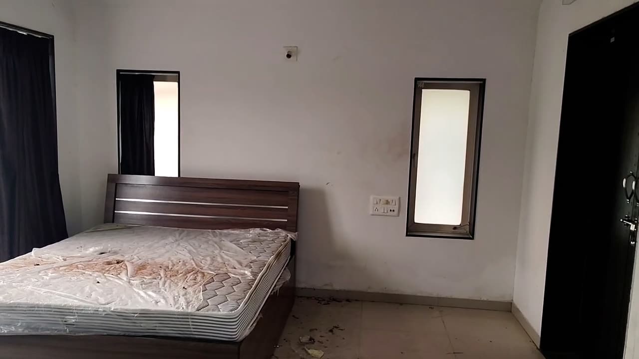 Property Photos 5