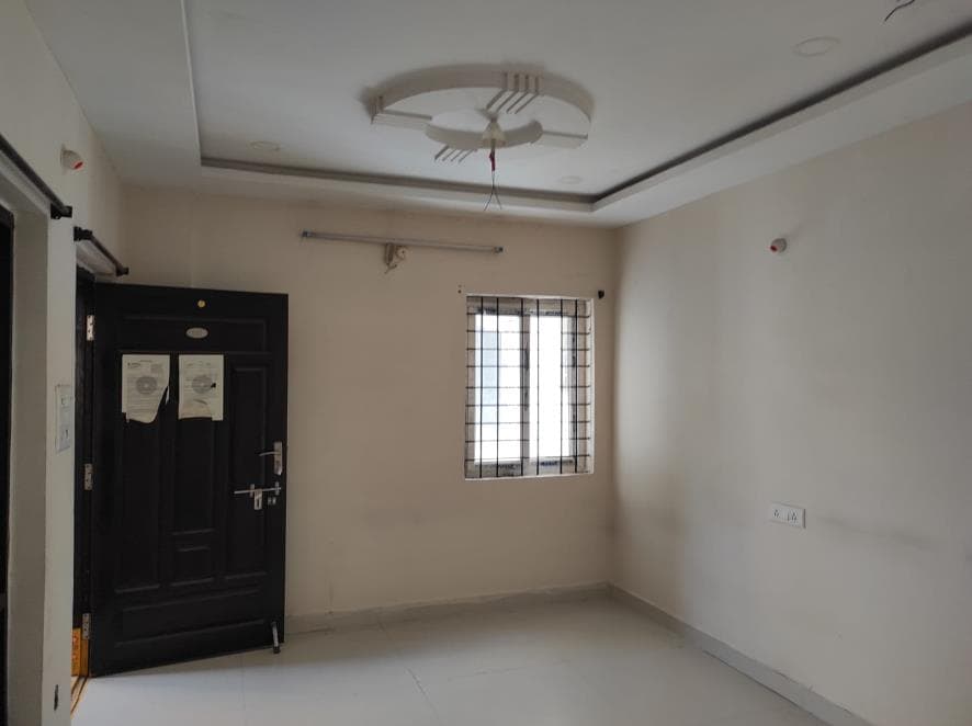 Property Photos 7