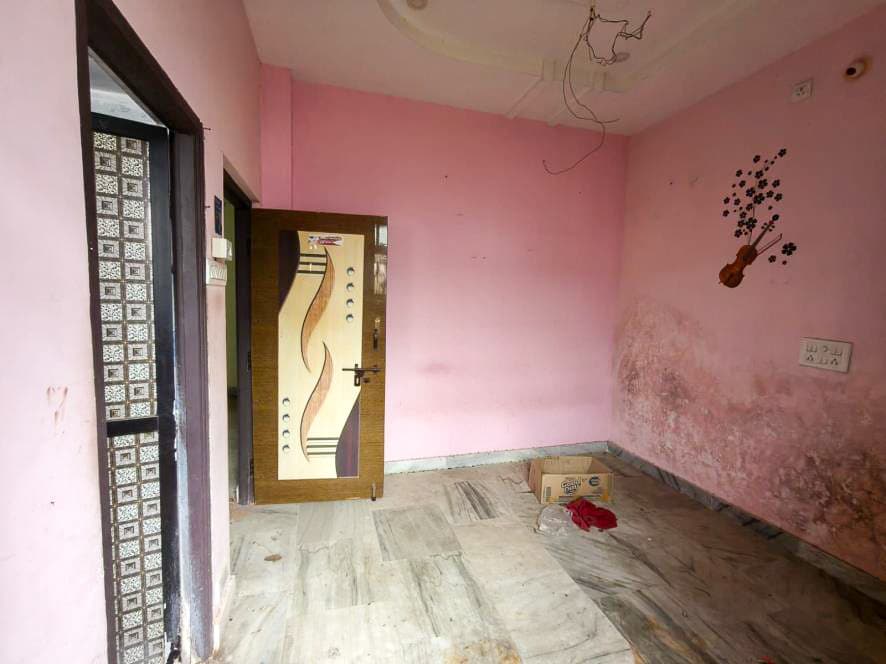 Property Photos 11