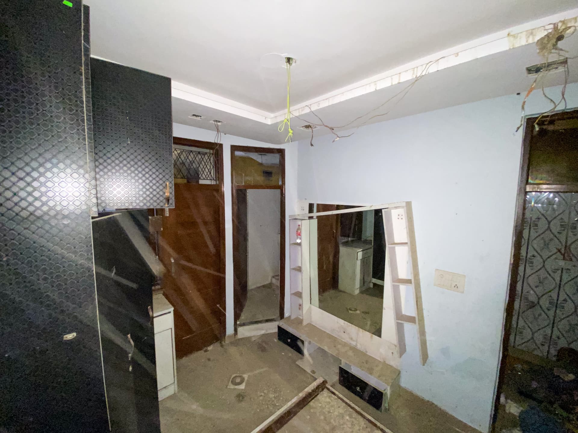 Property Photos 16