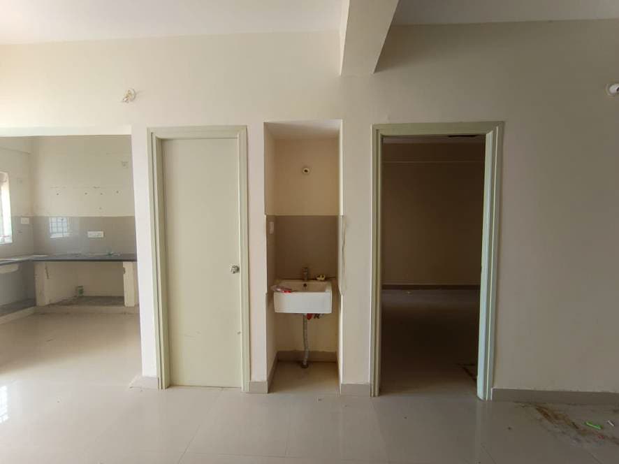 Property Photos 11