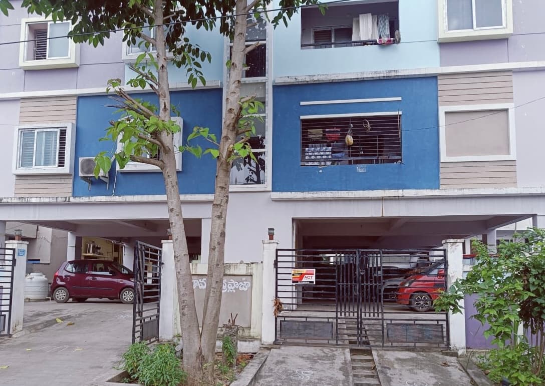 Property Photos 3